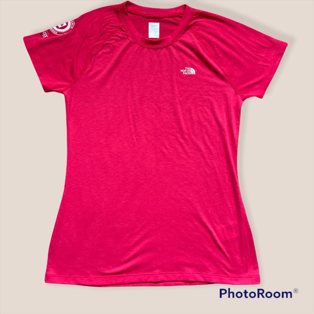 The North Face women’s active top